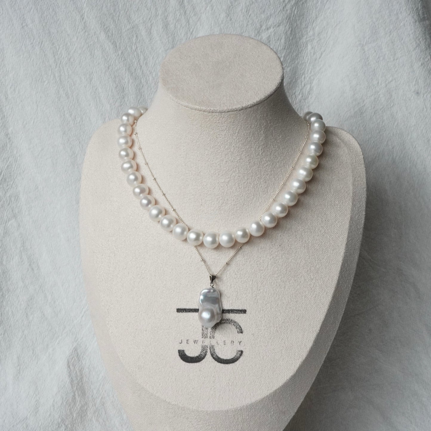 Pearl Necklace #112