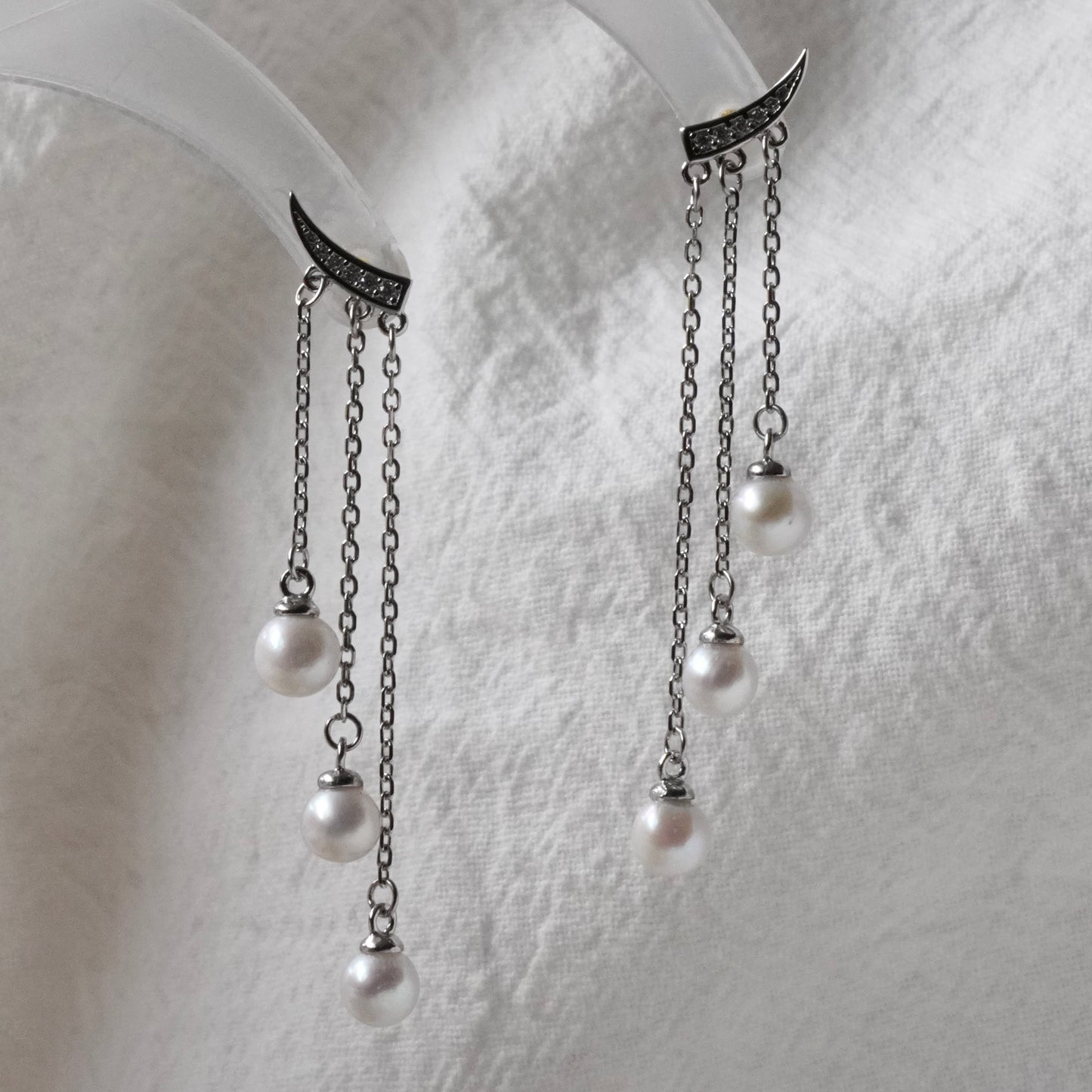 Pearl Earring #101