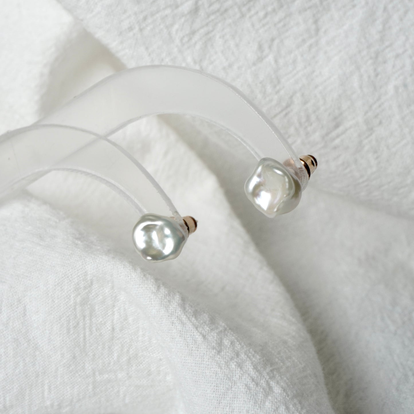 Pearl Earring #210