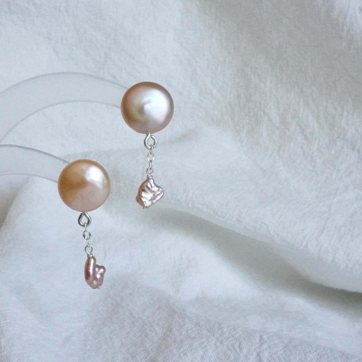 Pearl Earring #107