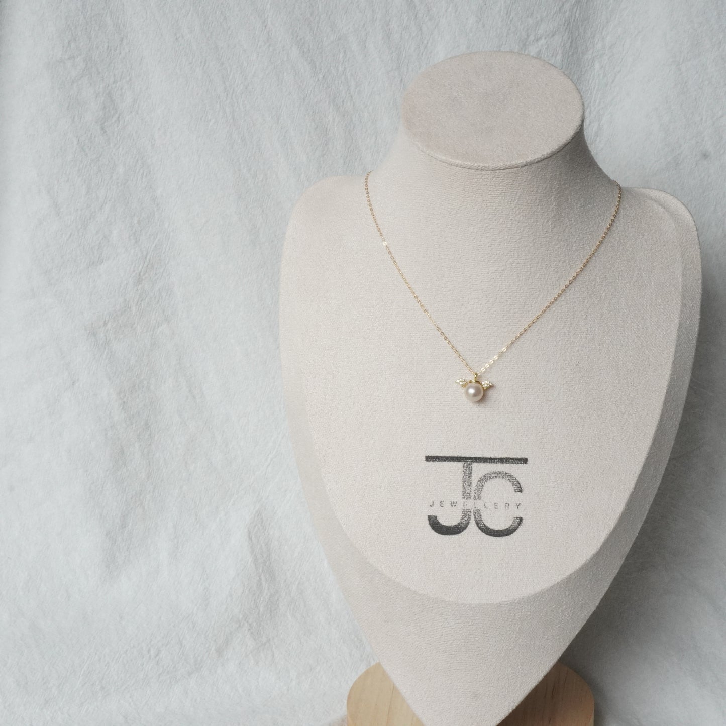 Pearl Necklace #110