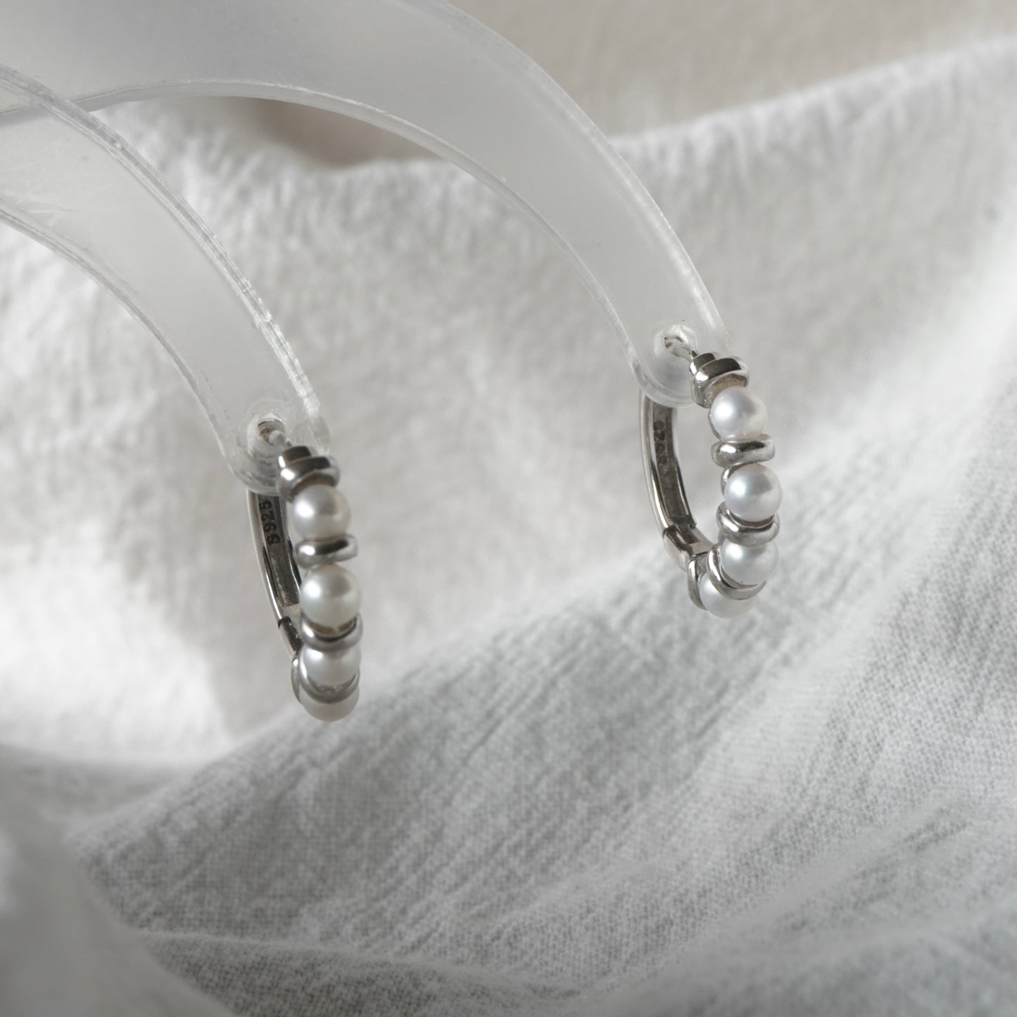 Pearl Earring #218