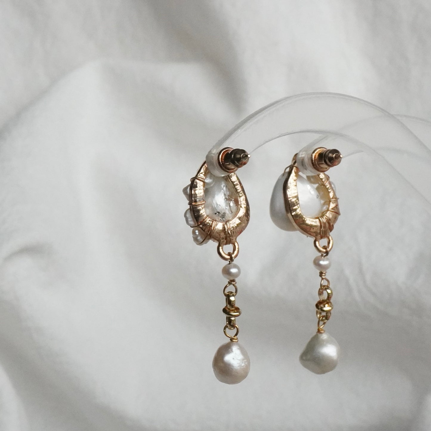Pearl Earring #114