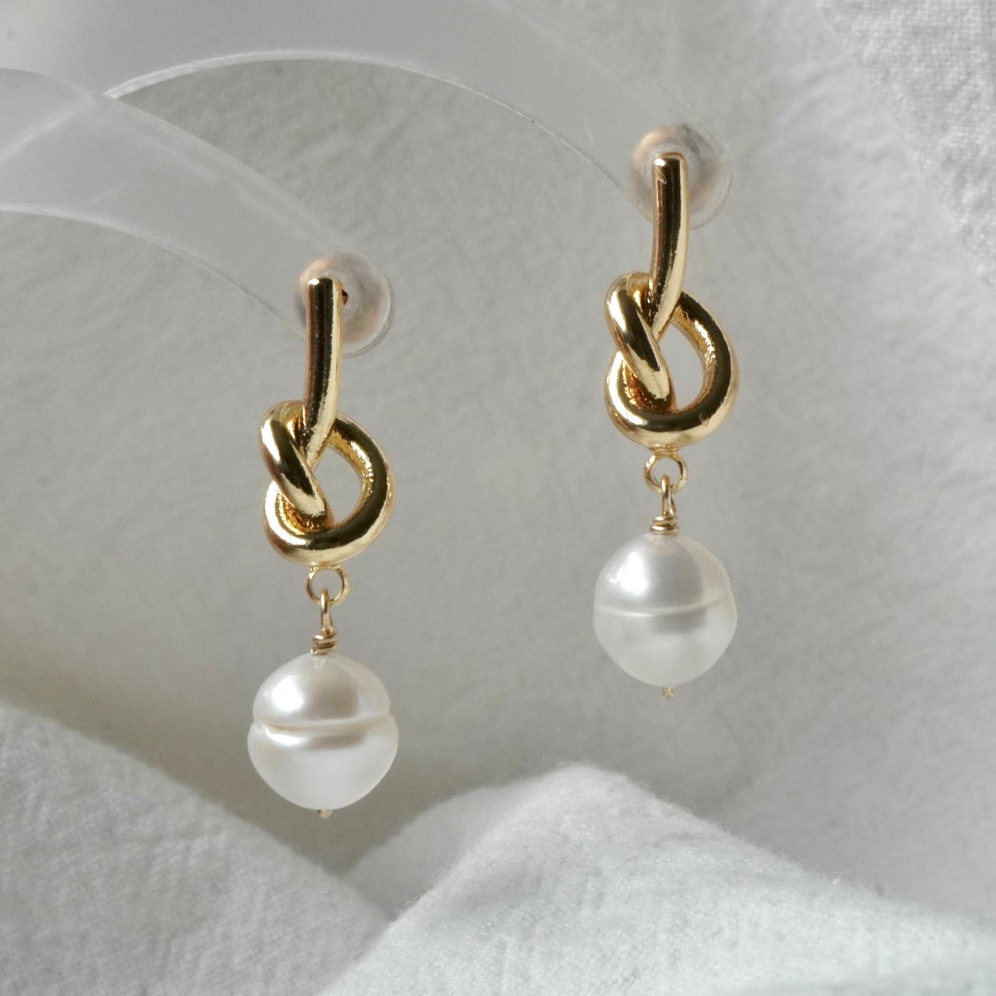 Pearl Earring #80