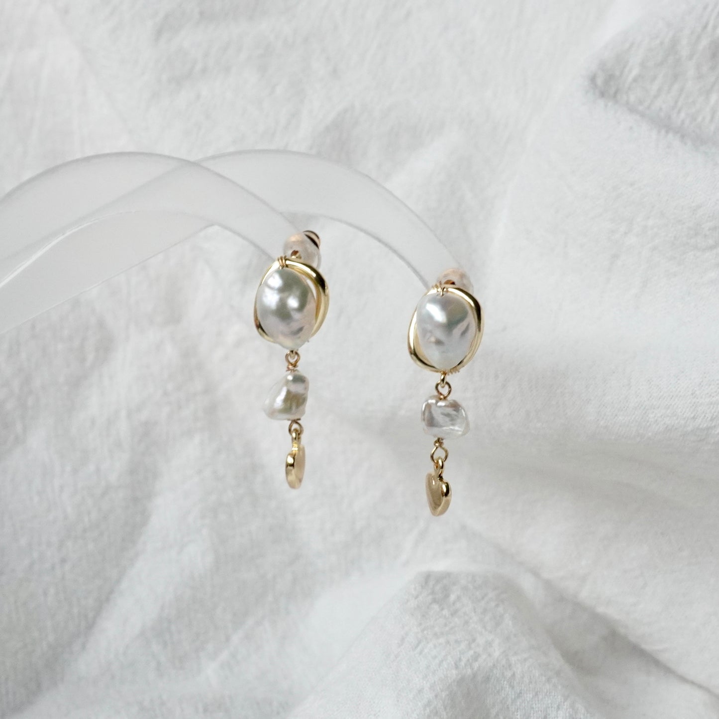 Pearl Earring #117