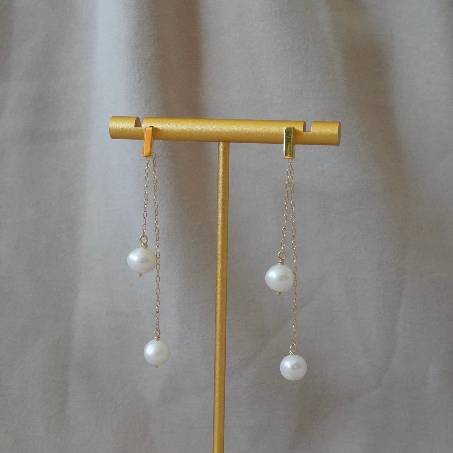 Pearl Earring #31