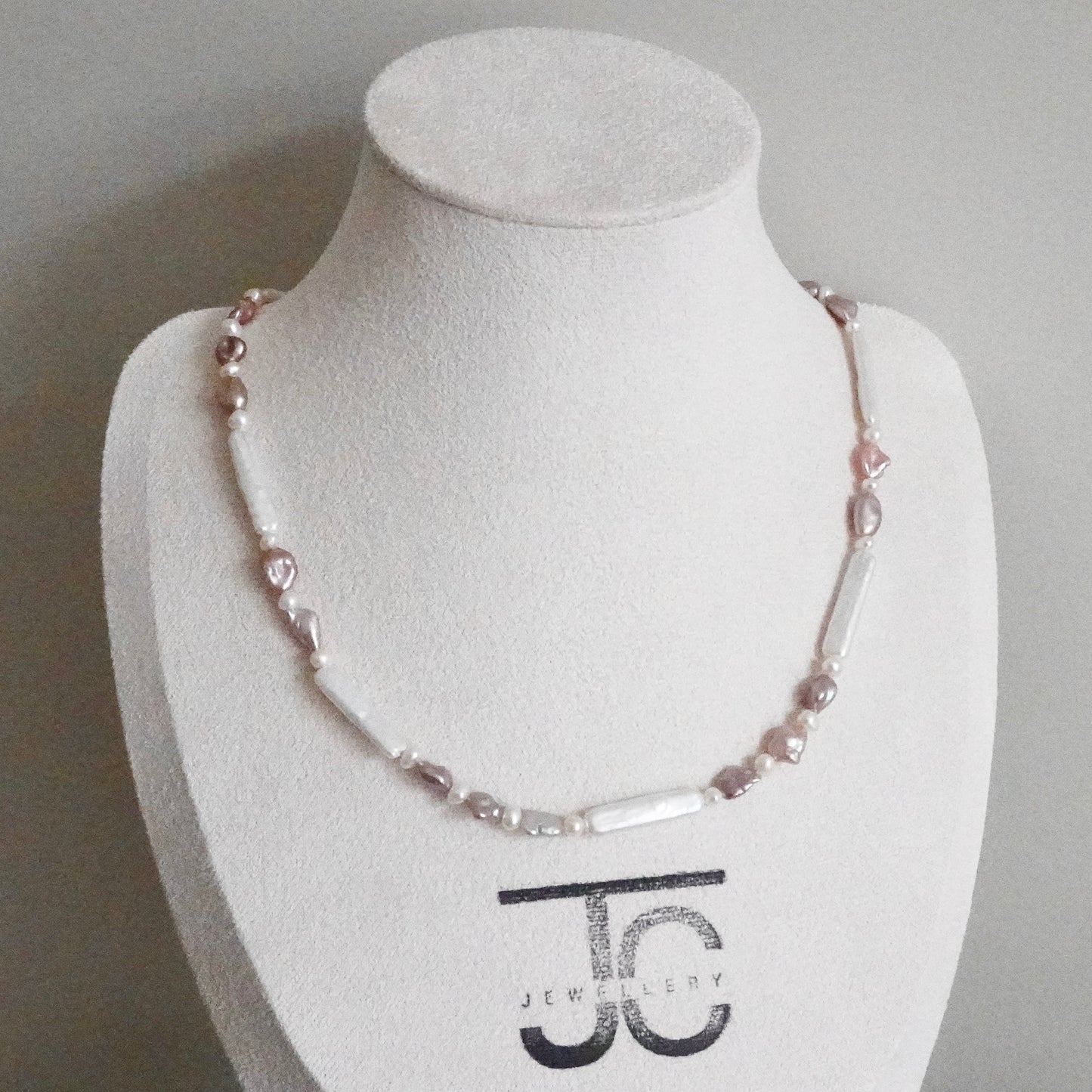 Pearl Necklace #96