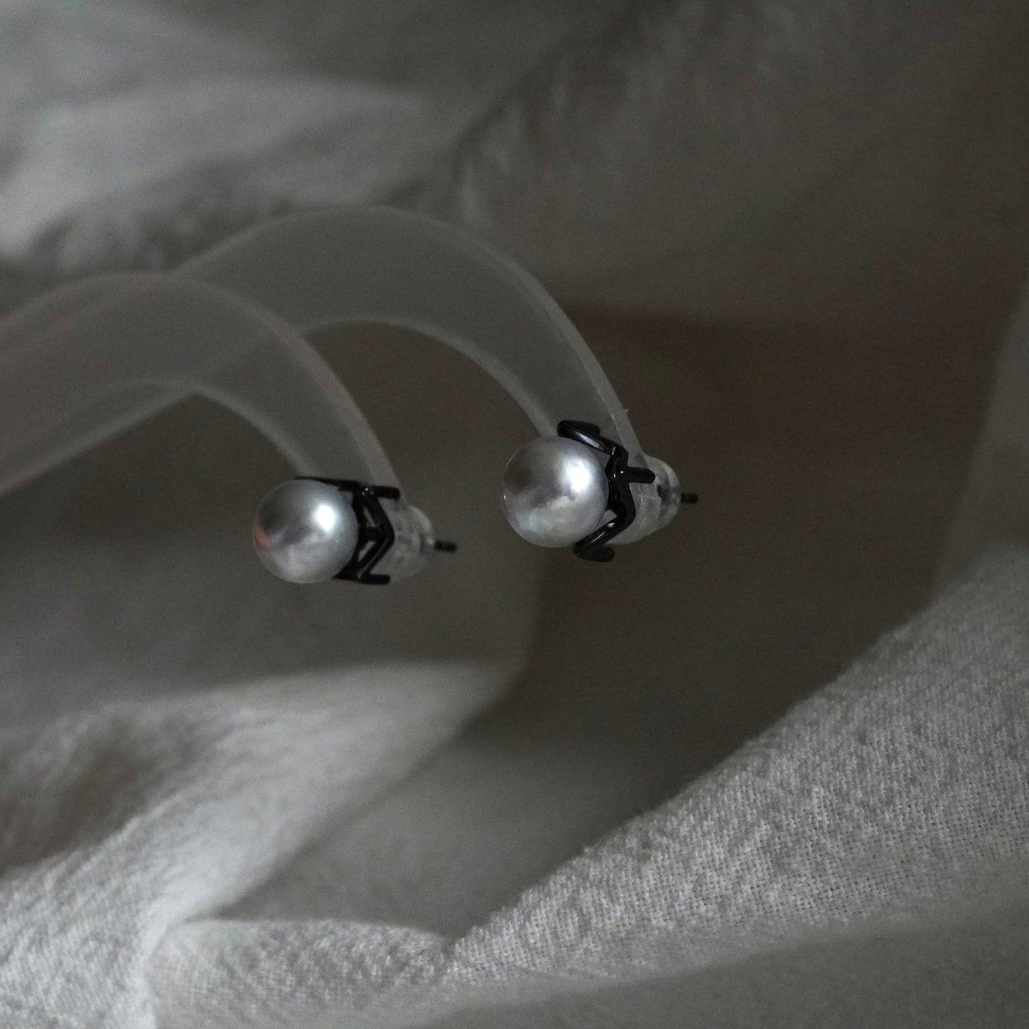 Pearl Earring #65
