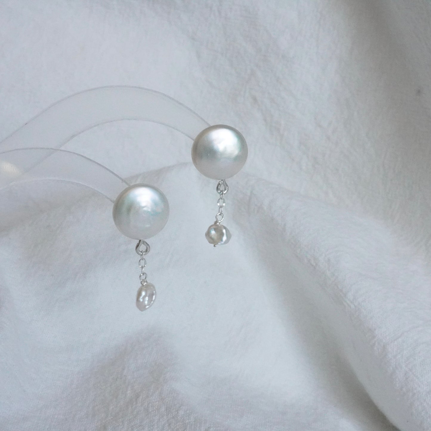 Pearl Earring #109