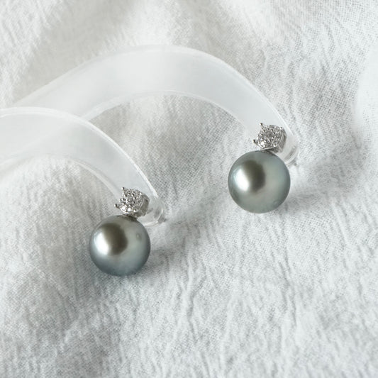 10.5mm Tahitian Pearl Earring #112