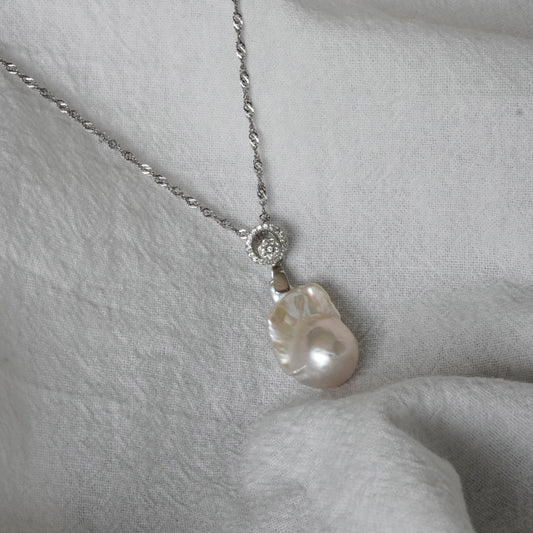 Pearl Necklace #112