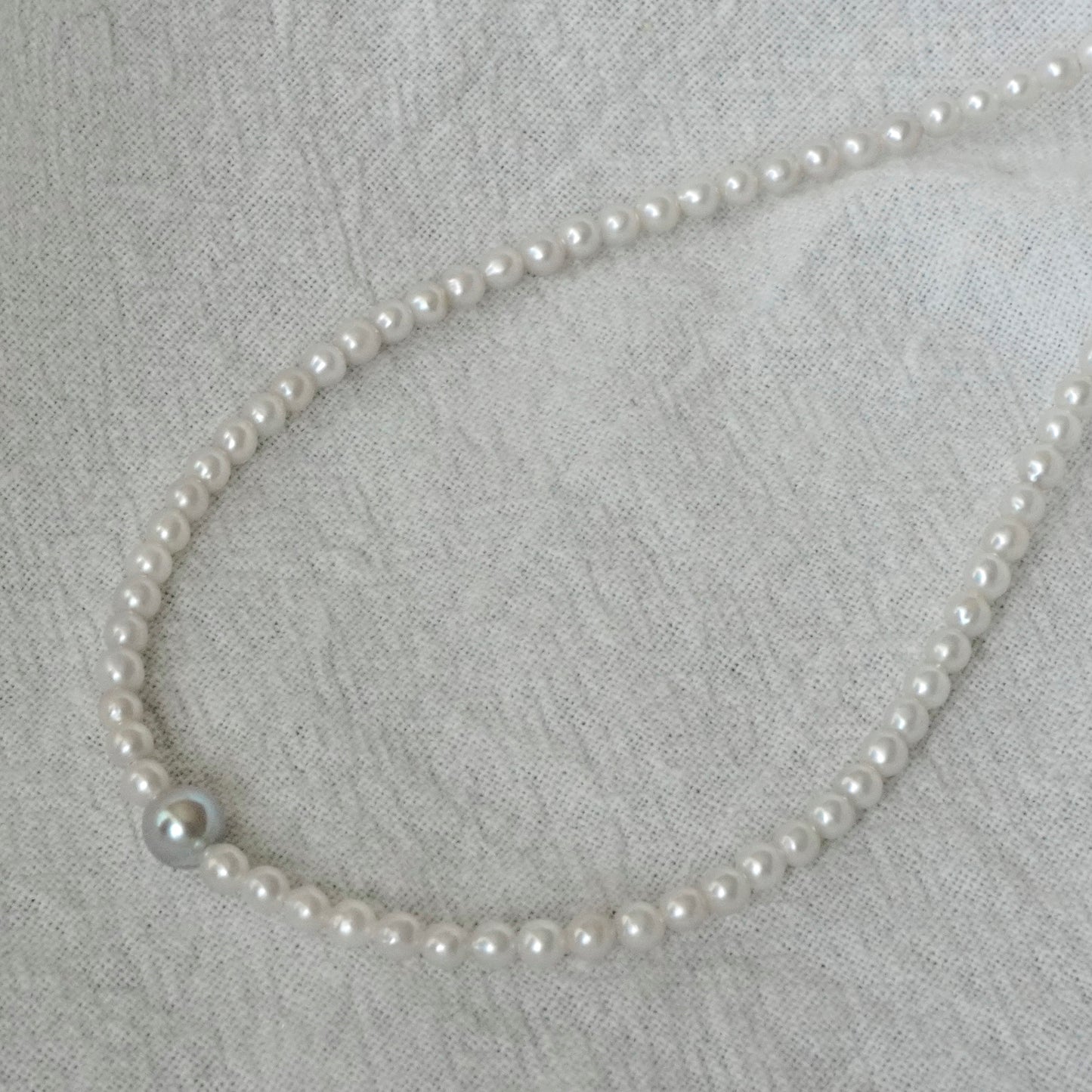 Pearl Necklace #123