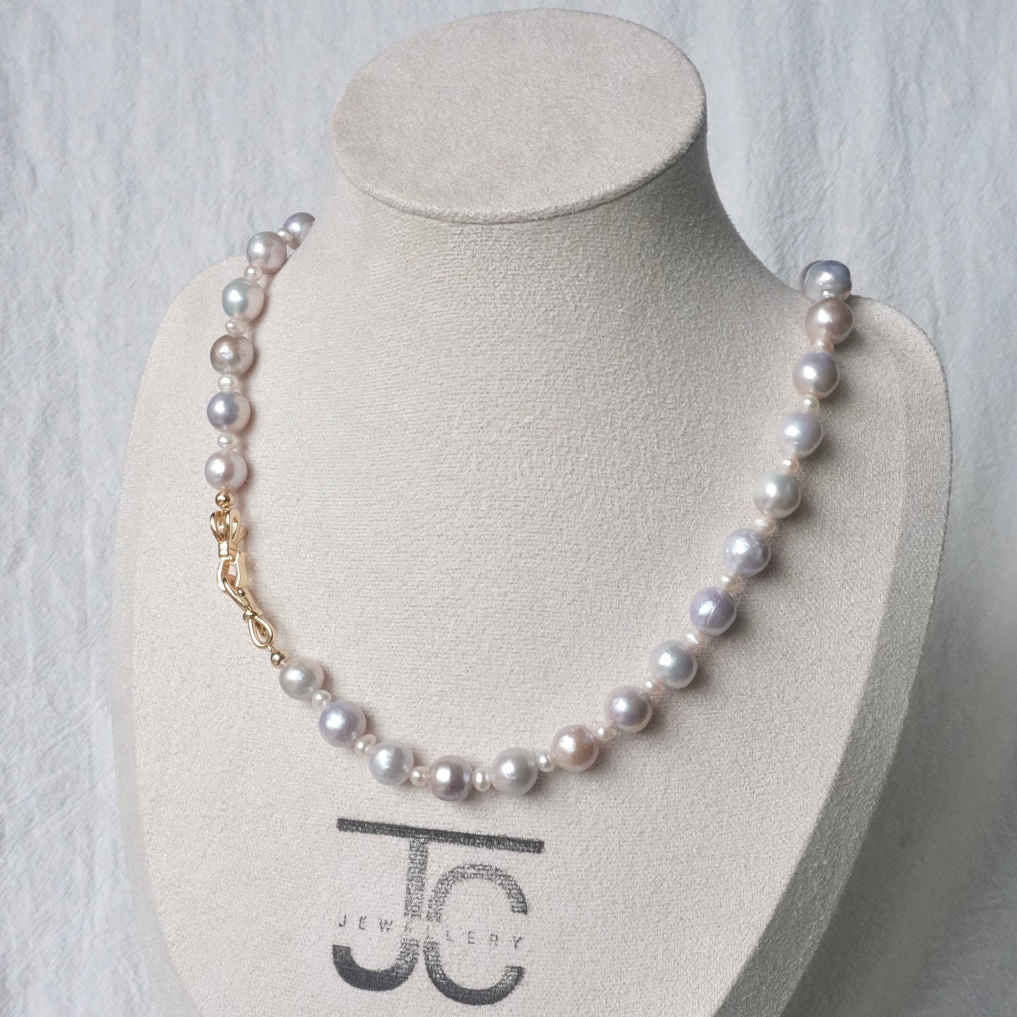 Pearl Necklace #97