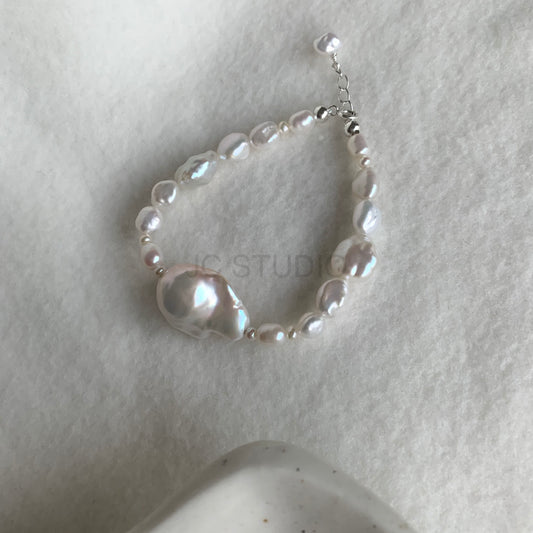 Pearl Bracelet #7