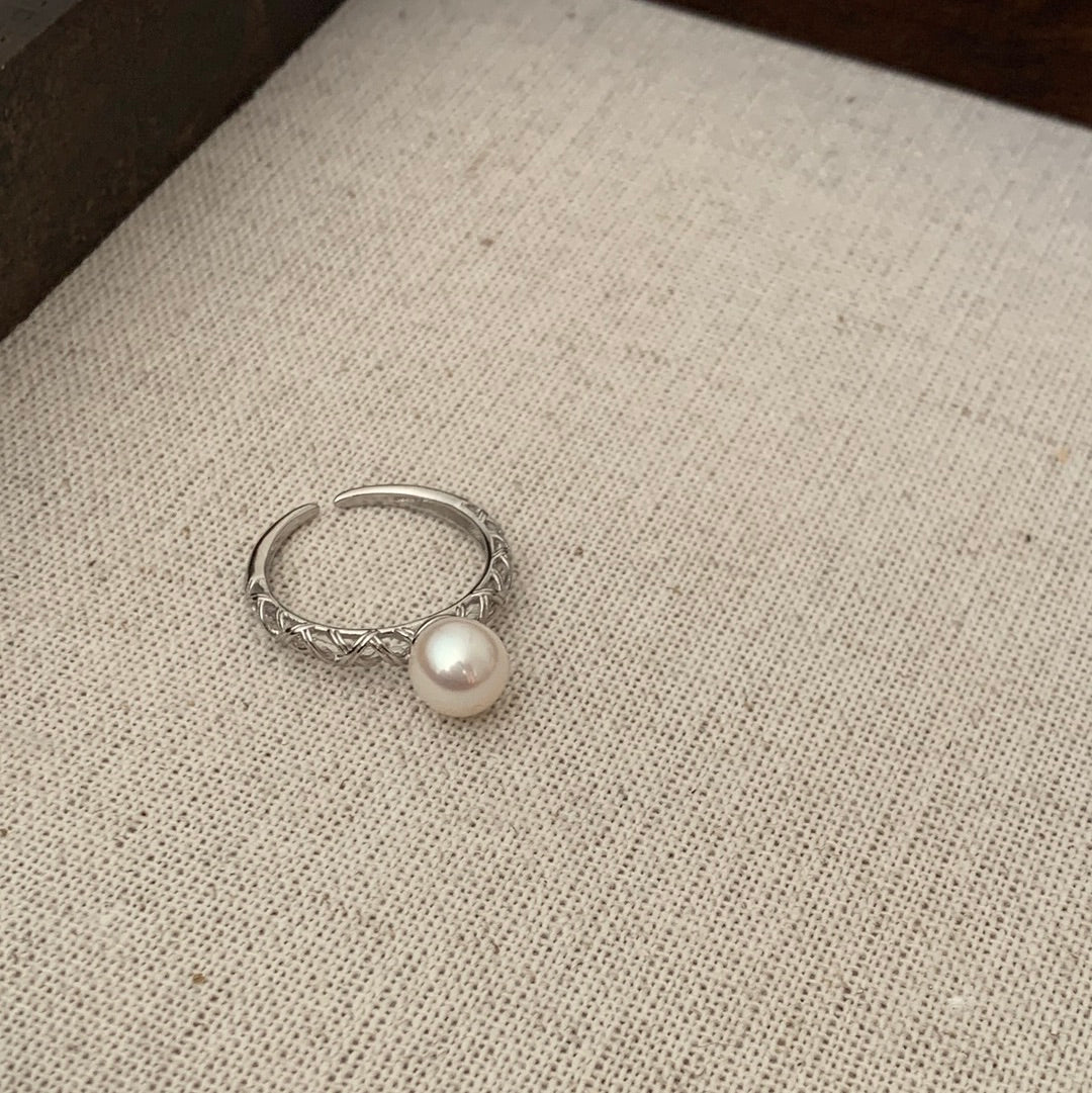 Pearl Ring #11