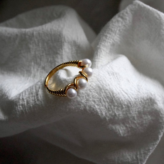 Pearl Ring #18