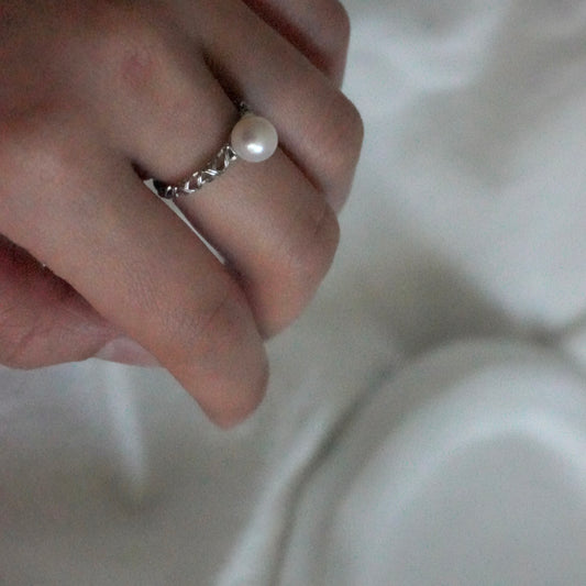 Pearl Ring #11